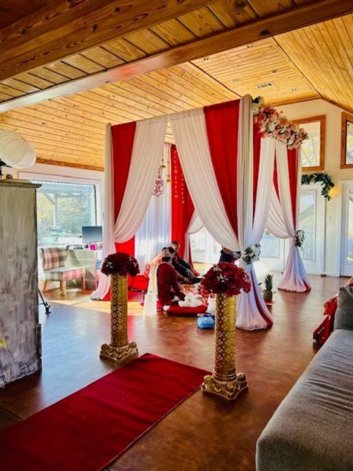 Beautiful Farmhouse W/ Pool On 6 Acres Ranch Aubrey Dış mekan fotoğraf